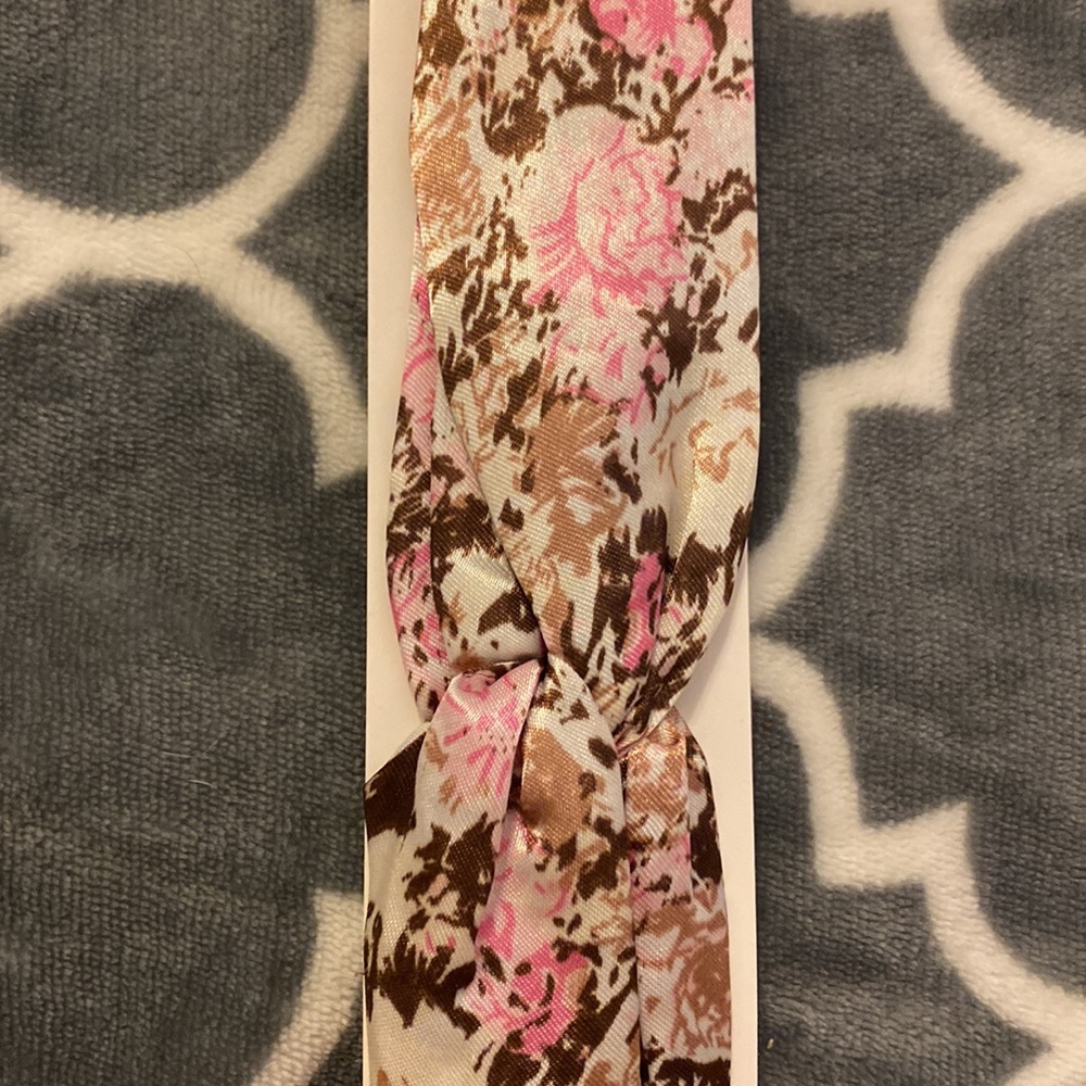 NEW set of 2 Floral Headbands - Picture 2 of 4